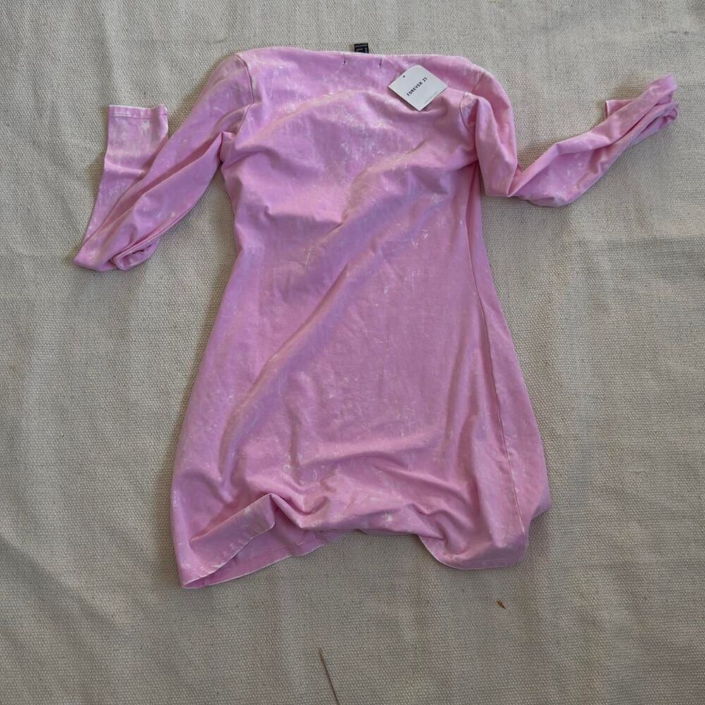 Forever 21 Women's Pink Acid Wash Mini Dress NWT - Picture 3 of 4